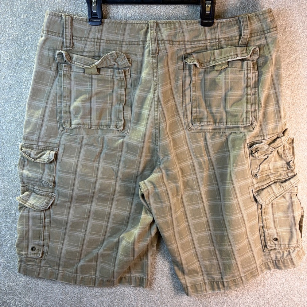 Unionbay Plugg Cargo Shorts Mens 34 Blue Tan Plaid Lot x2 Utility Distressed - Picture 8 of 8